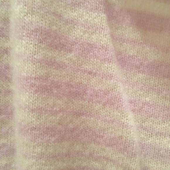 Intermix Open Back Sweater - Picture 6 of 7